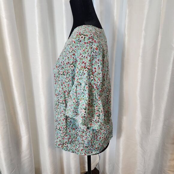 VIOLA BORGHI 100% Linen Blouse Floral Short Bell Sleeve Top WOMEN Sz Small - Picture 5 of 10